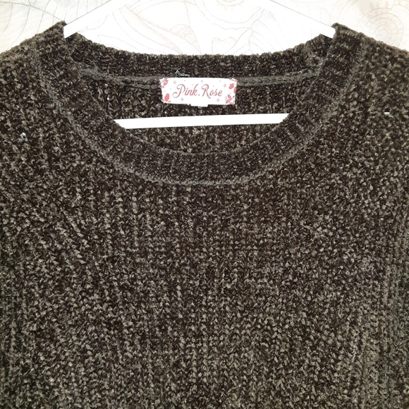 PINK ROSE Sweater GUC - Picture 2 of 6